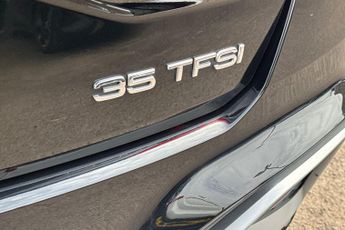 AUDI Q2  35 TFSI S Line 5dr S Tronic Estate