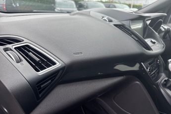 FORD KUGA  2.0 TDCi (Diesel) ST-Line X 5dr 6Spd Pshift 180PS