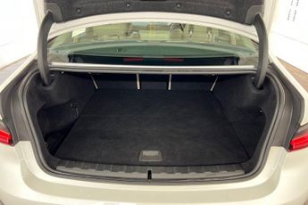 BMW 3 SERIES  330e xDrive Sport Pro 4dr Step Auto Saloon