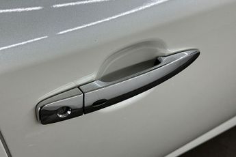 NISSAN LEAF  110kW Tekna 39kWh 5dr Auto Hatchback