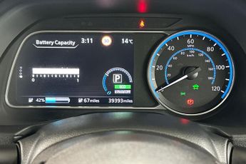 NISSAN LEAF  110kW Tekna 39kWh 5dr Auto Hatchback