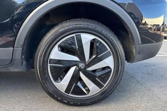 MG MOTOR UK ZS  130kW SE EV 51kWh 5dr Auto Hatchback