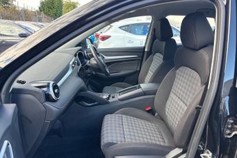 MG MOTOR UK ZS  130kW SE EV 51kWh 5dr Auto Hatchback
