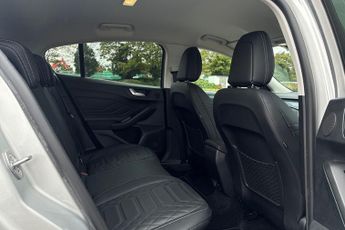 FORD FOCUS  Active X 5 door 1.0L EcoBoost 125PS mHEV FWD 7 Speed PowerShift