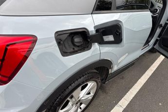 AUDI Q2  35 TFSI S Line 5dr S Tronic Estate