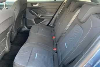 FORD FOCUS  Active 5 door 1.0L EcoBoost 125PS mHEV FWD 7 Speed PowerShift
