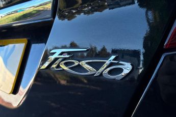 FORD FIESTA  1.6 Titanium 5dr Pshift 105PS