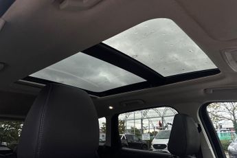 FORD KUGA  2.0 L TDCi Titanium X 5dr 6Spd Pshift 180PS