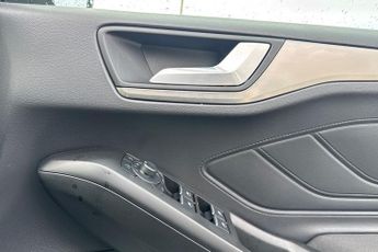 FORD FOCUS  Titanium 5 door 1.0L EcoBoost 155PS mHEV FWD 7 Speed PowerShift