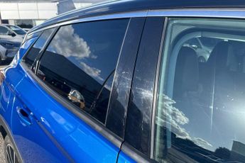 VAUXHALL GRANDLAND X  1.6 Hybrid4 300 Ultimate Nav 5dr Auto Hatchback