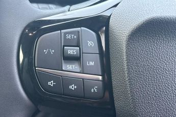 FORD PUMA  Gen-E Select 5 Door 46.8 kWh Standard Range 1 Speed Automatic