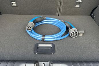 FORD PUMA  Gen-E Select 5 Door 46.8 kWh Standard Range 1 Speed Automatic
