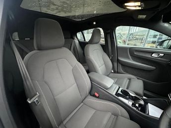 Volvo C40 Recharge 69kWh Core Auto 5dr