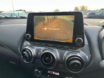 Nissan Juke 1.0 DIG-T N-Connecta DCT Auto Euro 6 (s/s) 5dr