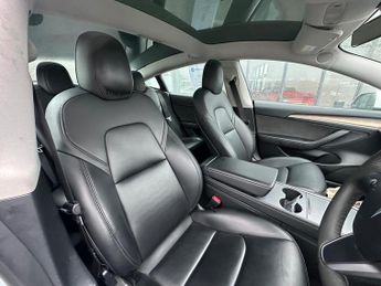 Tesla Model 3 Auto RWD 4dr