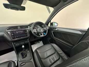 Volkswagen Tiguan 2.0 TDI R-Line DSG Euro 6 (s/s) 5dr