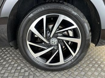 Volkswagen Golf 1.5 TSI EVO Match DSG Euro 6 (s/s) 5dr