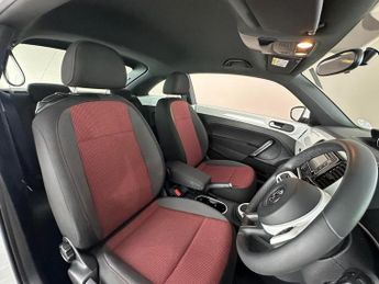Volkswagen Beetle 1.6 TDI BlueMotion Tech Design DSG Euro 5 (s/s) 3dr