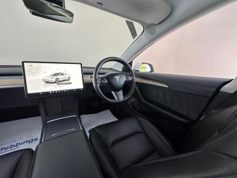 Tesla Model 3 Auto RWD 4dr