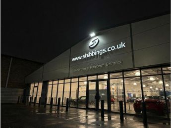 Tesla Model 3 Standard Range Plus Auto RWD 4dr