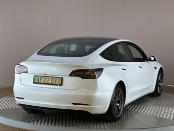 Tesla Model 3 Standard Range Plus Auto RWD 4dr