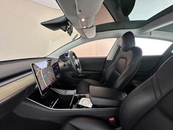 Tesla Model 3 Standard Range Plus Auto RWD 4dr