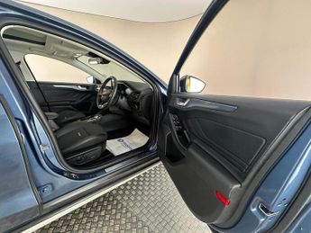 Ford Focus 1.0T EcoBoost Active X Auto Euro 6 (s/s) 5dr