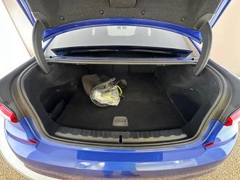 BMW 3 Series 2.0 330e 12kWh M Sport Auto Euro 6 (s/s) 4dr