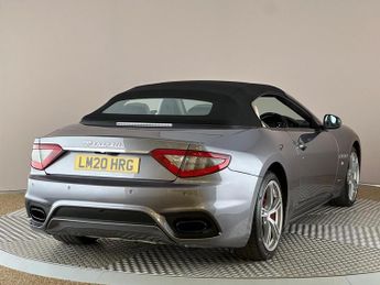 Maserati GranCabrio 4.7 V8 Sport Nerissimo MC Shift Euro 6 2dr