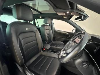 Volkswagen Tiguan 2.0 TDI R-Line DSG 4Motion Euro 6 (s/s) 5dr