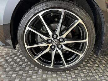 Toyota Yaris 1.5 VVT-h GR SPORT E-CVT Euro 6 (s/s) 5dr