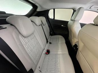 Fiat 600 1.2 MHEV e-DCT Euro 6 (s/s) 5dr