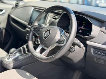 Renault Zoe R110 EV50 52kWh Iconic Auto 5dr (Rapid Charge)