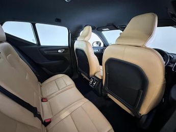 Volvo XC40 2.0 D3 Inscription Pro Auto Euro 6 (s/s) 5dr