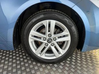 Toyota Corolla 1.8 VVT-h Icon CVT Euro 6 (s/s) 5dr