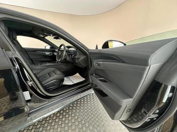 Audi e-tron GT 93.4kWh Auto quattro 4dr