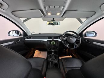 Skoda Superb 2.0 TDI Outdoor Plus DSG 4WD Euro 5 5dr