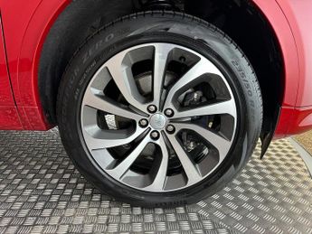 Land Rover Discovery Sport 1.5 P300e 12.2kWh Urban Edition Auto 4WD Euro 6 (s/s) 5dr