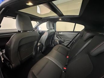 Ford Focus 1.0T EcoBoost ST-Line X Auto Euro 6 (s/s) 5dr