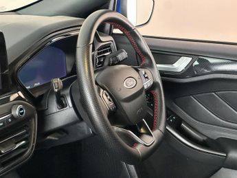 Ford Focus 1.0T EcoBoost ST-Line X Auto Euro 6 (s/s) 5dr