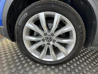 Volkswagen T-Roc 1.5 TSI EVO SEL DSG Euro 6 (s/s) 5dr