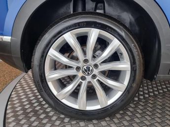 Volkswagen T-Roc 1.5 TSI EVO SEL DSG Euro 6 (s/s) 5dr