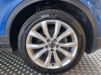Volkswagen T-Roc 1.5 TSI EVO SEL DSG Euro 6 (s/s) 5dr