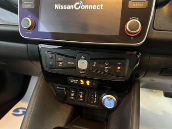 Nissan Leaf 40kWh Tekna Auto 5dr