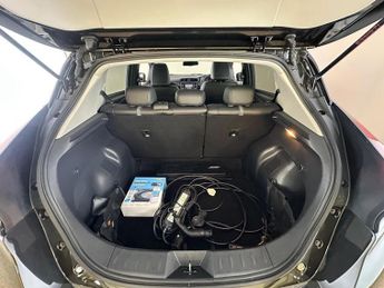 Nissan Leaf 40kWh Tekna Auto 5dr