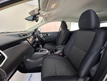 Nissan Qashqai 1.2 DIG-T N-Connecta XTRON 2WD Euro 6 (s/s) 5dr