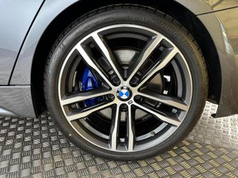 BMW 3 Series 2.0 330e 7.6kWh M Sport Shadow Edition Auto Euro 6 (s/s) 4dr