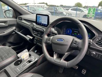 Ford Kuga 2.5 EcoBoost Duratec 14.4kWh ST-Line X First Edition CVT Euro 6 