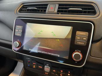 Nissan Leaf 40kWh Acenta Auto 5dr