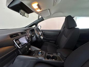 Nissan Leaf 40kWh Acenta Auto 5dr